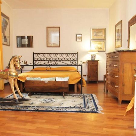 L'Arrocco Bed And Breakfast Marina Di Carrara Exterior foto